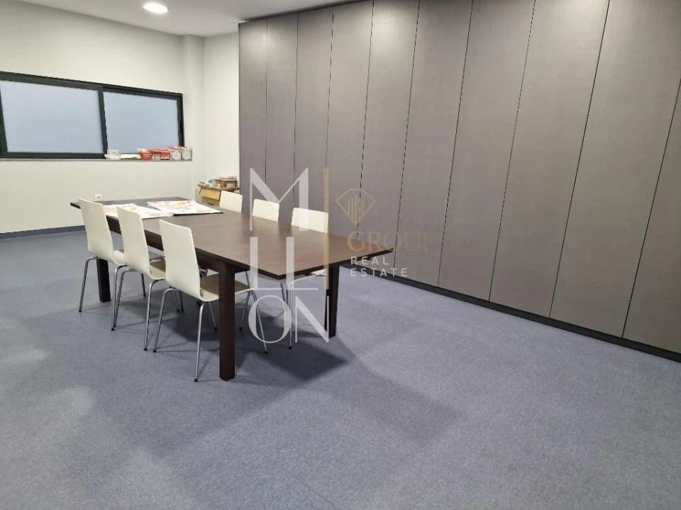 Armazém para Venda em Mozelos Foto 14