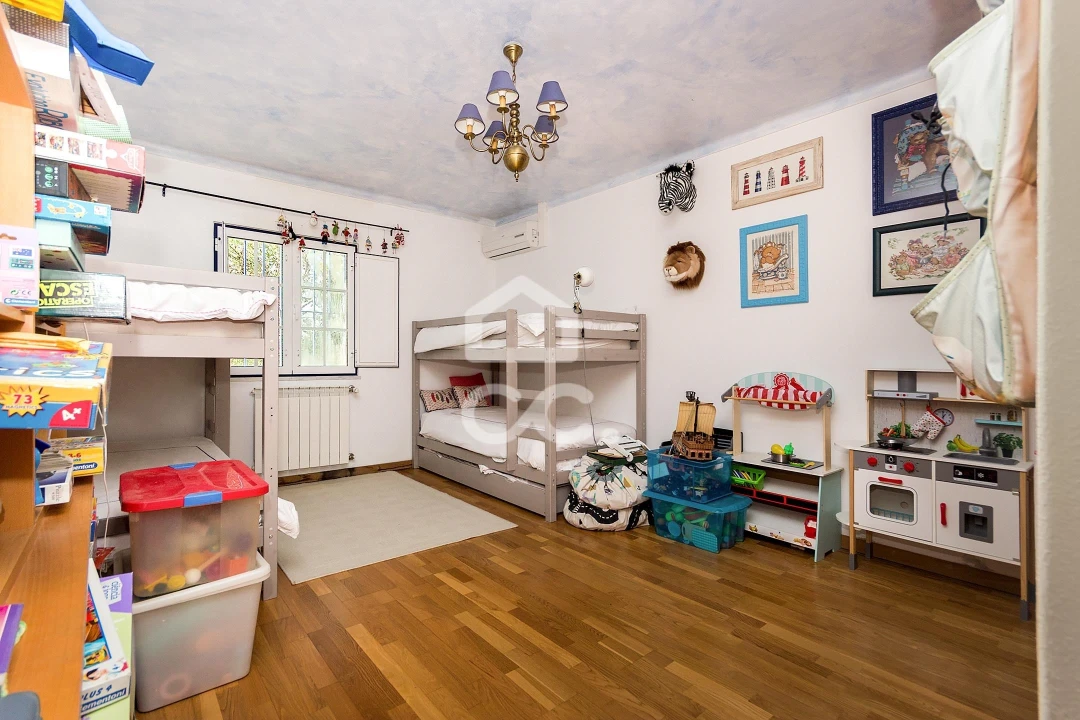 Quinta T6 para Venda em Santiago do Escoural Foto 21