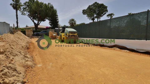 Moradia T4 para Venda em Quarteira