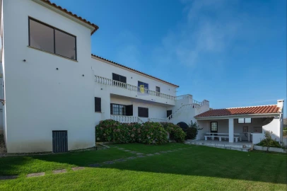 Moradia T5 para Venda em Atouguia da Baleia