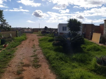 Terreno para Venda em Silves