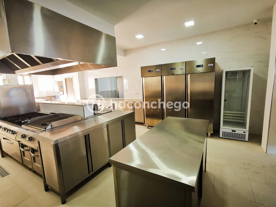 Loja para Arrendamento em Silveiros e Rio Covo (Santa Eulália) Foto 22