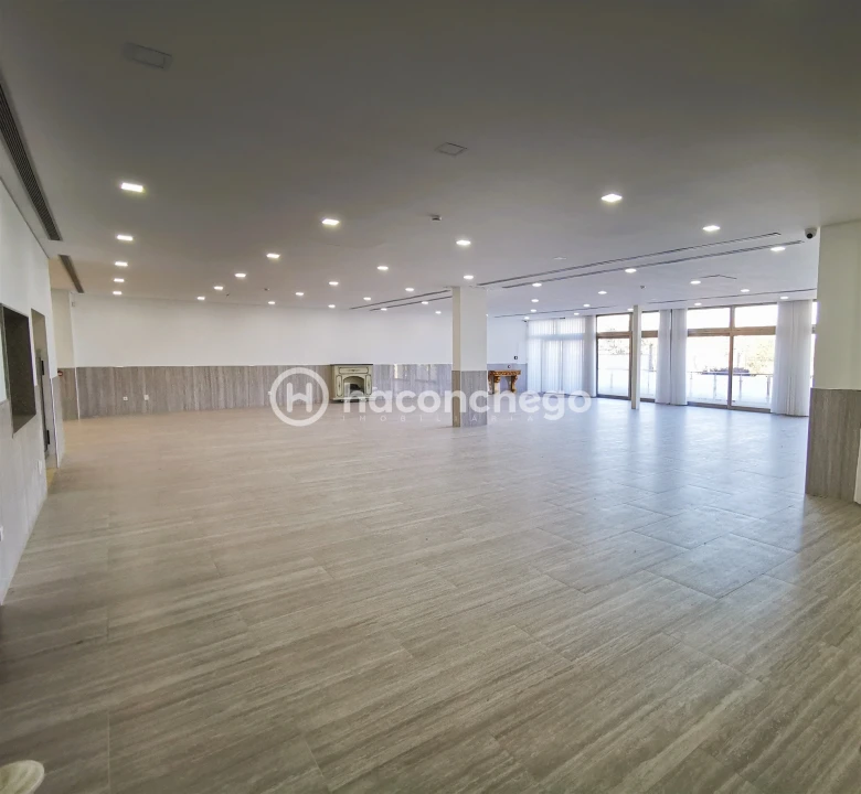 Loja para Arrendamento em Silveiros e Rio Covo (Santa Eulália) Foto 15