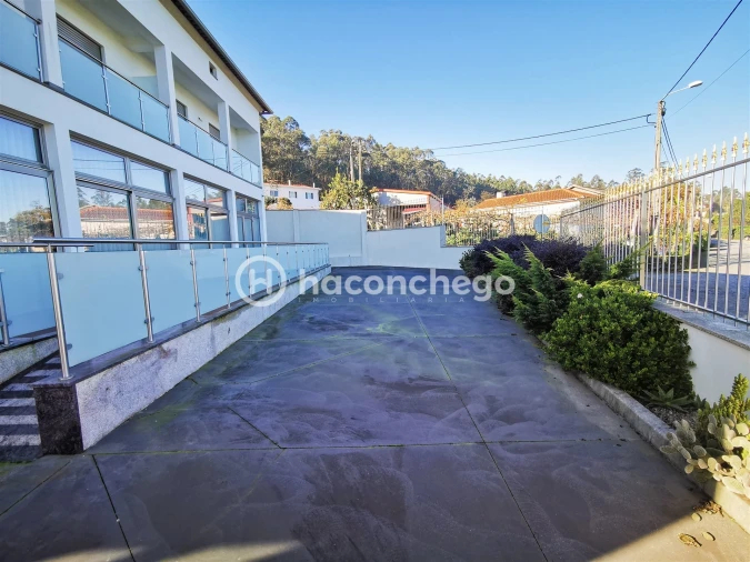 Loja para Arrendamento em Silveiros e Rio Covo (Santa Eulália) Foto 7