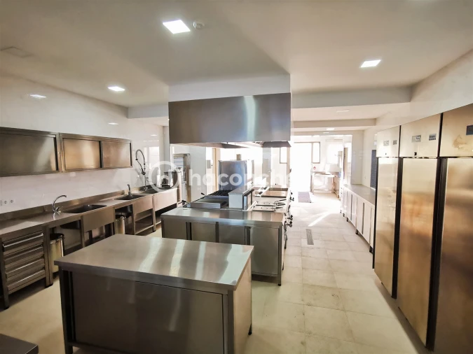 Loja para Arrendamento em Silveiros e Rio Covo (Santa Eulália) Foto 25