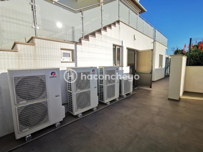 Loja para Arrendamento em Silveiros e Rio Covo (Santa Eulália) Foto 43