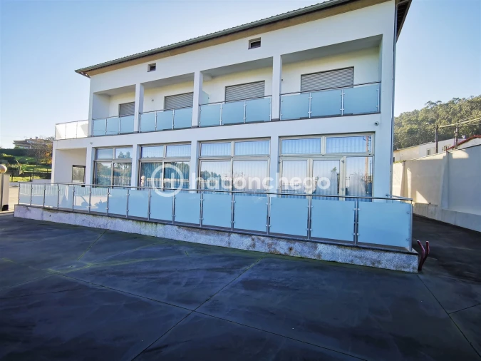 Loja para Arrendamento em Silveiros e Rio Covo (Santa Eulália) Foto 5