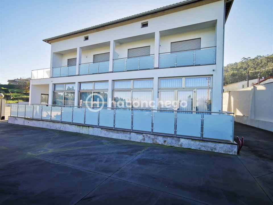 Loja para Arrendamento em Silveiros e Rio Covo (Santa Eulália) Foto 5