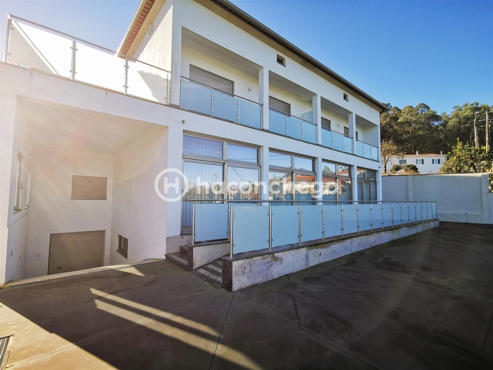 Loja para Arrendamento em Silveiros e Rio Covo (Santa Eulália) Foto 6