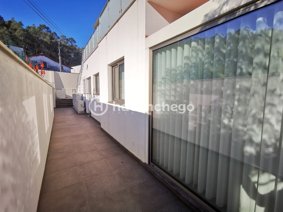 Loja para Arrendamento em Silveiros e Rio Covo (Santa Eulália) Foto 12