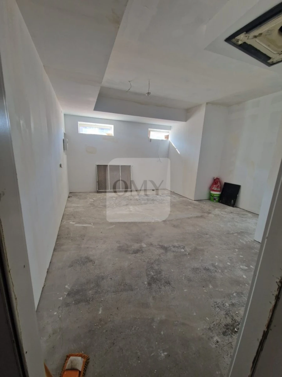 Loja para Arrendamento em Nossa Senhora da Conceição, São Pedro e São Dinis Foto 3