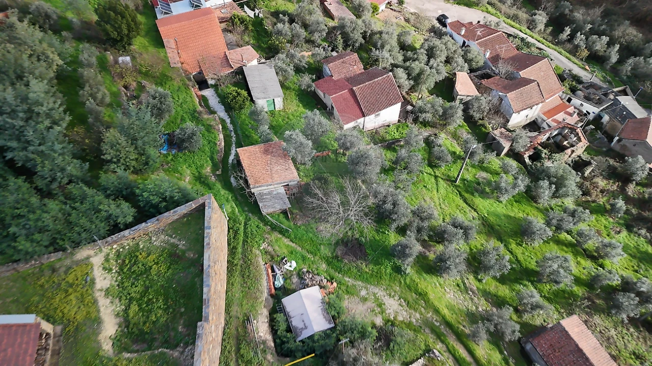 Moradia T2 para Venda em Cadafaz e Colmeal Foto 20