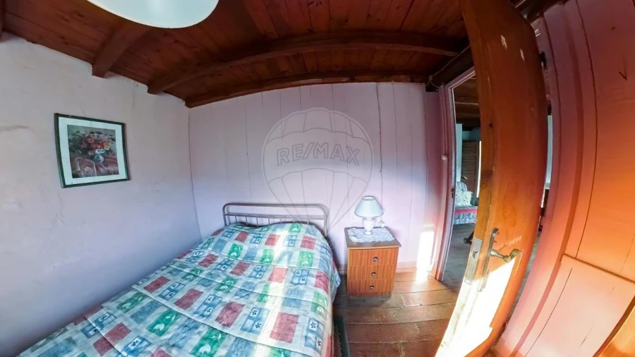 Moradia T2 para Venda em Cadafaz e Colmeal Foto 10