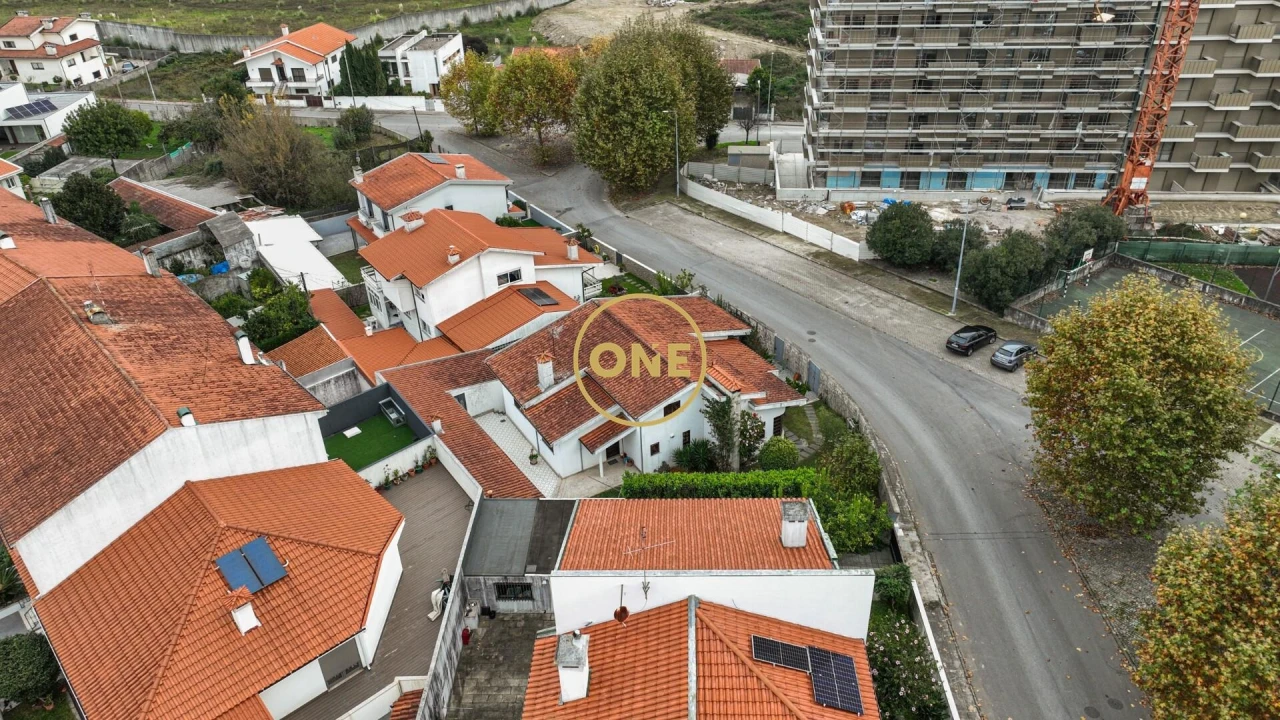 Moradia T4 para Venda em Vila Nova de Famalicão e Calendário Foto 10