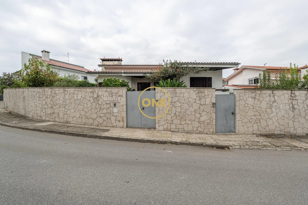 Moradia T4 para Venda em Vila Nova de Famalicão e Calendário Foto 13
