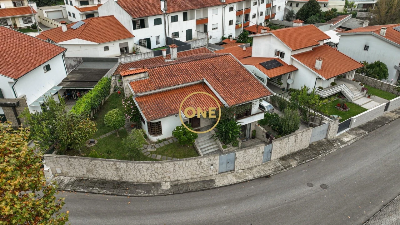 Moradia T4 para Venda em Vila Nova de Famalicão e Calendário Foto 6