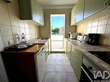 Apartamento para Venda em Estômbar e Parchal