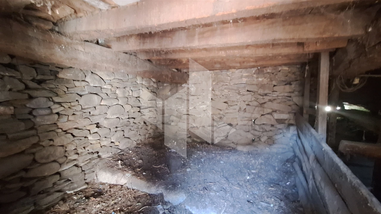 Moradia T2 para Venda em Castelões Foto 15