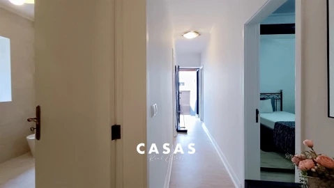 Moradia T6 para Venda em Santa Cruz