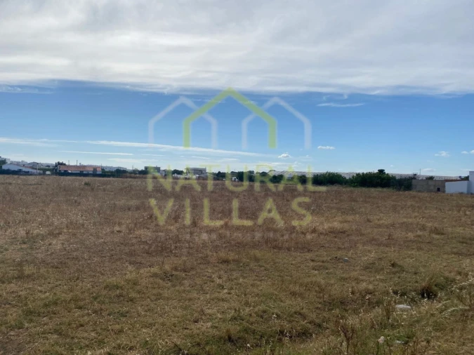 Terreno Misto para Venda em Faro (Sé e São Pedro) Foto 7