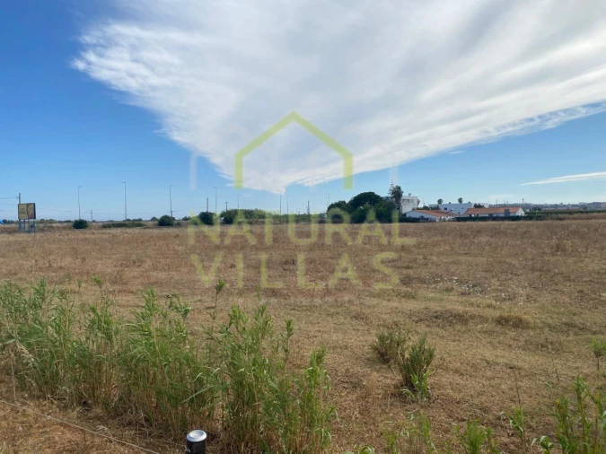 Terreno Misto para Venda em Faro (Sé e São Pedro) Foto 2