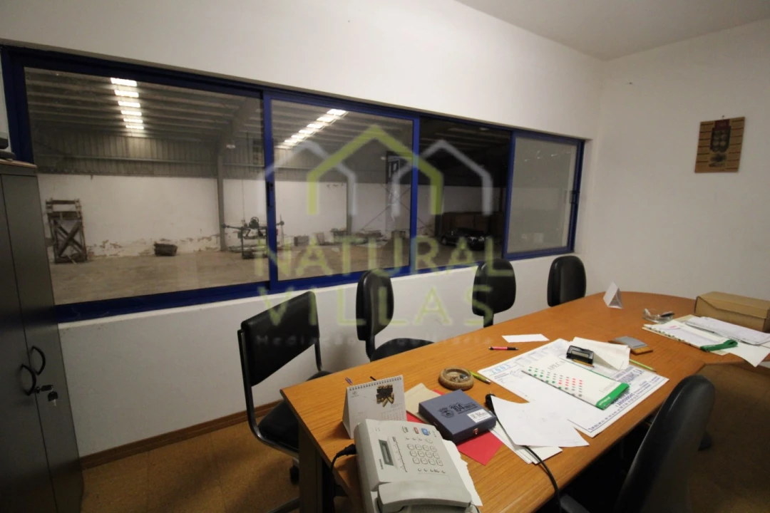 Armazém para Venda em São Brás de Alportel Foto 4