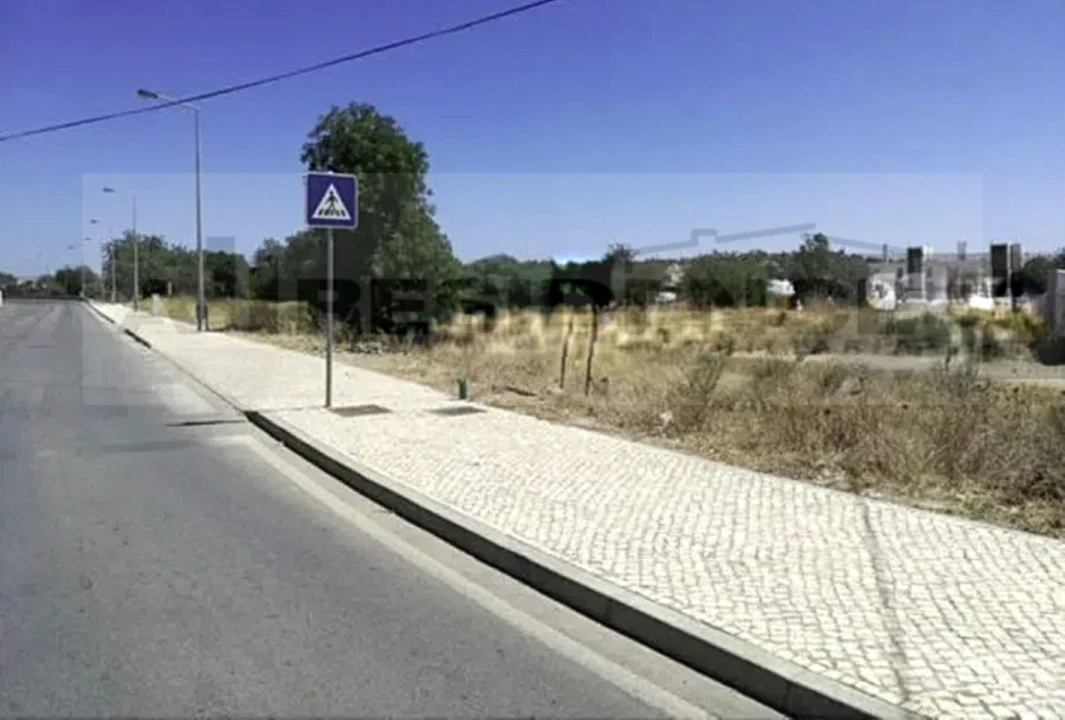 Terreno para Venda em Ferreiras Foto 1