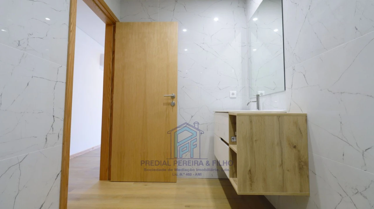 Apartamento T3 para Venda em Rio Tinto Foto 17