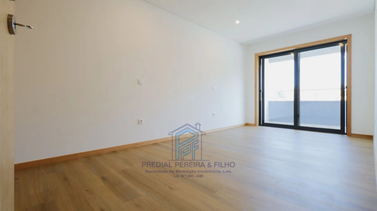 Apartamento T3 para Venda em Rio Tinto Foto 26