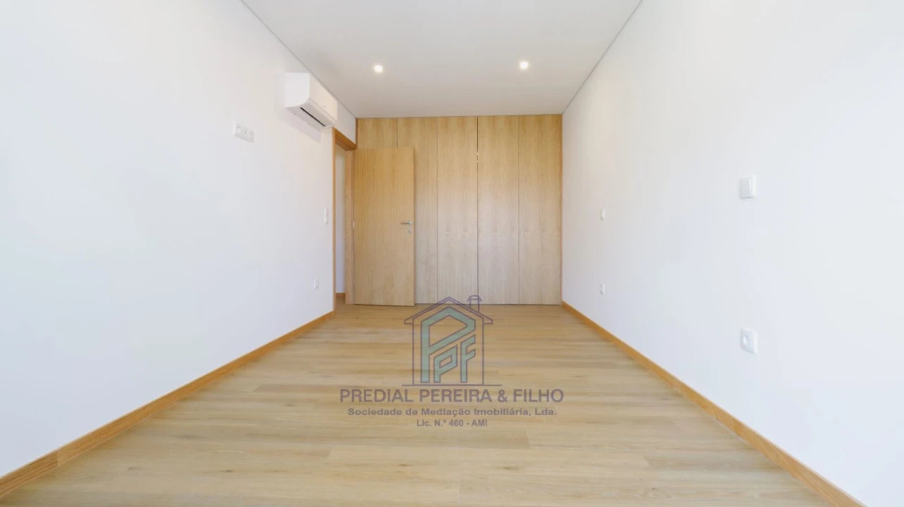 Apartamento T3 para Venda em Rio Tinto Foto 27
