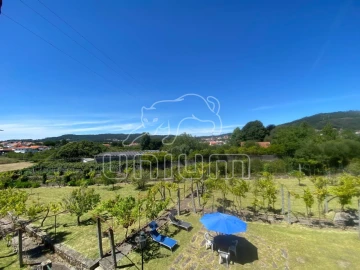 Moradia T5 para Venda em Barroselas e Carvoeiro