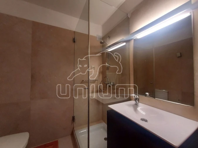 Moradia T3 para Venda em Guilhadeses e Santar Foto 20