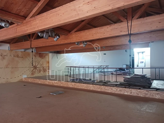 Loja para Arrendamento em Santa Maria Maior e Monserrate e Meadela Foto 2