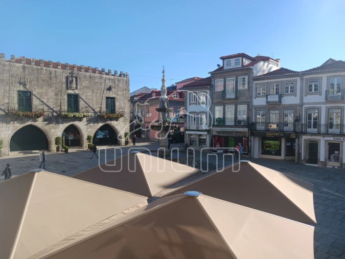 Loja para Arrendamento em Santa Maria Maior e Monserrate e Meadela Foto 4