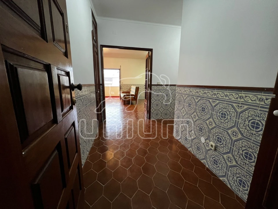 Apartamento T1 para Venda em Chafe Foto 11