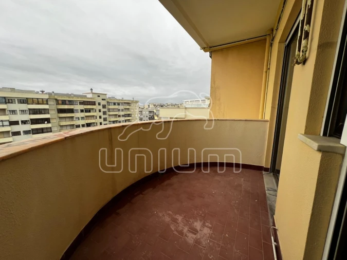 Apartamento T1 para Venda em Chafe Foto 6