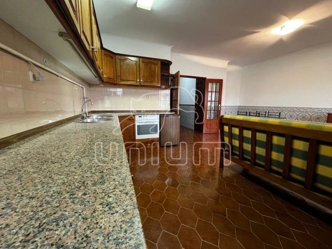 Apartamento T1 para Venda em Chafe Foto 8