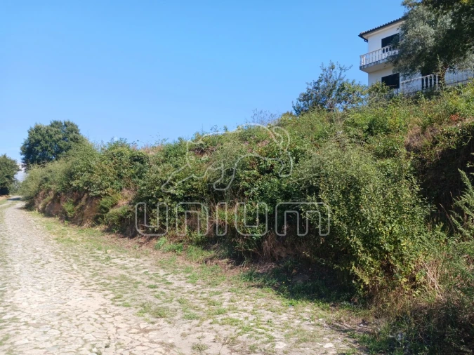 Terreno para Venda em Venade e Azevedo Foto 1