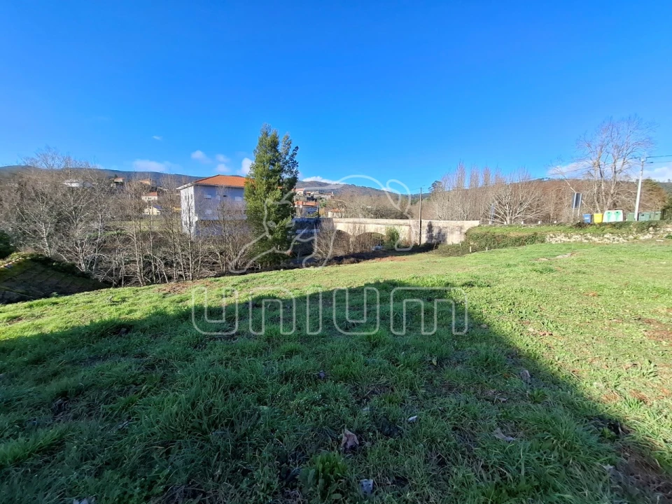 Moradia T5 para Venda em Covas Foto 27