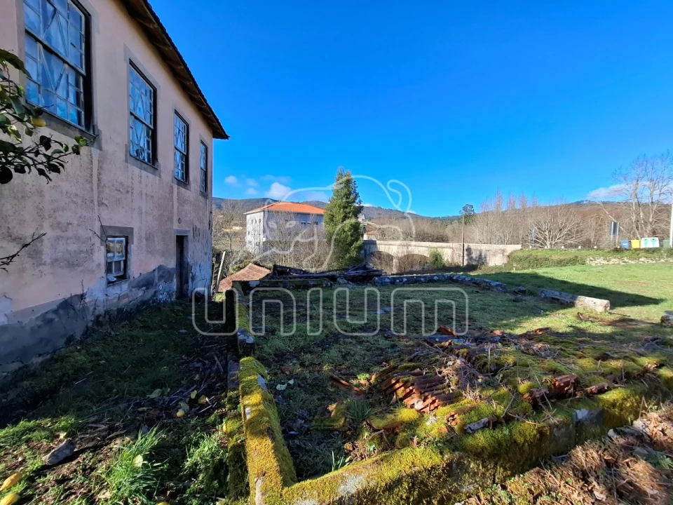 Moradia T5 para Venda em Covas Foto 28