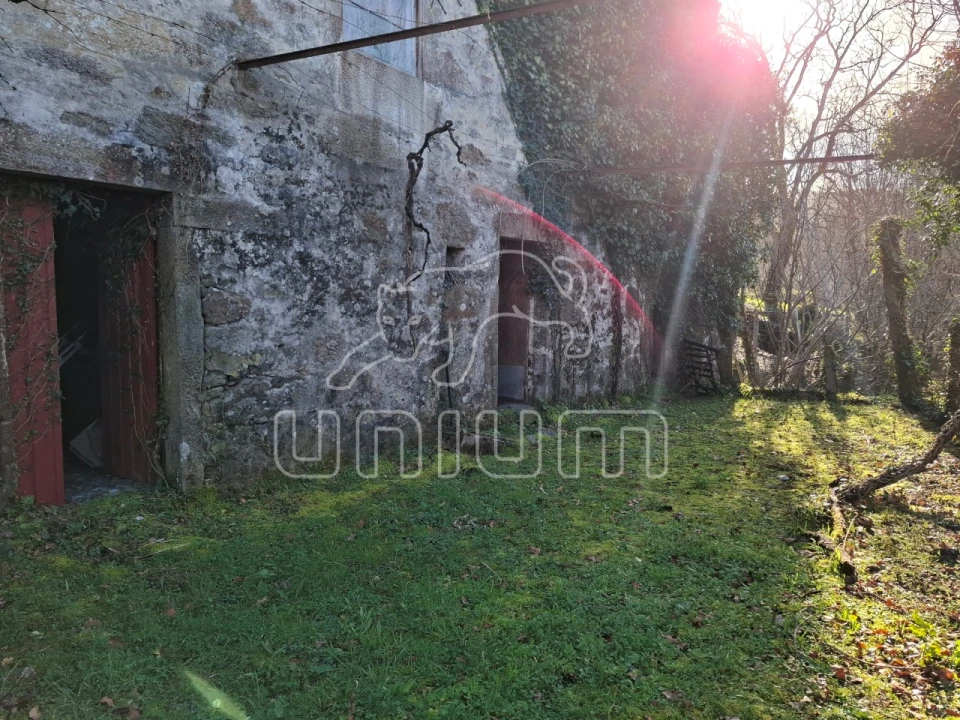 Moradia T5 para Venda em Covas Foto 32