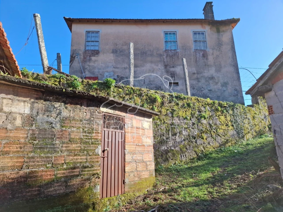 Moradia T5 para Venda em Covas Foto 3