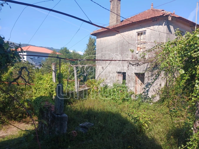 Moradia T5 para Venda em Covas Foto 4