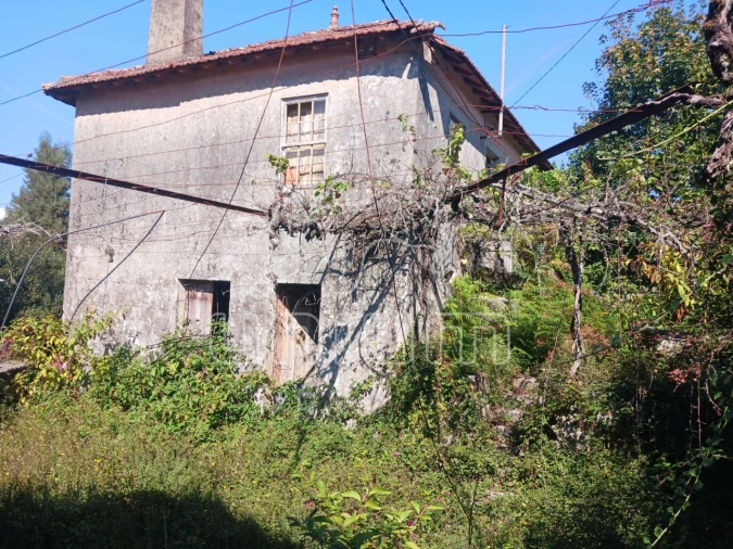 Moradia T5 para Venda em Covas Foto 10