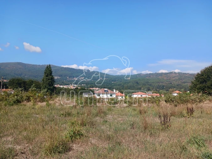 Terreno para Venda em Covas Foto 3