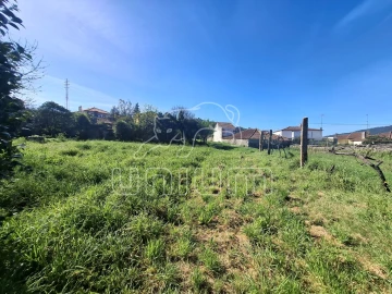 Moradia T5 para Venda em Perre