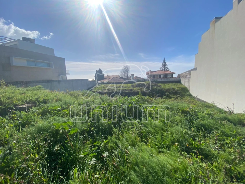 Terreno para Venda em Areosa Foto 1