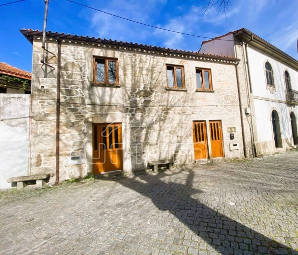 Prédio para Venda em Vila de Punhe Foto 2