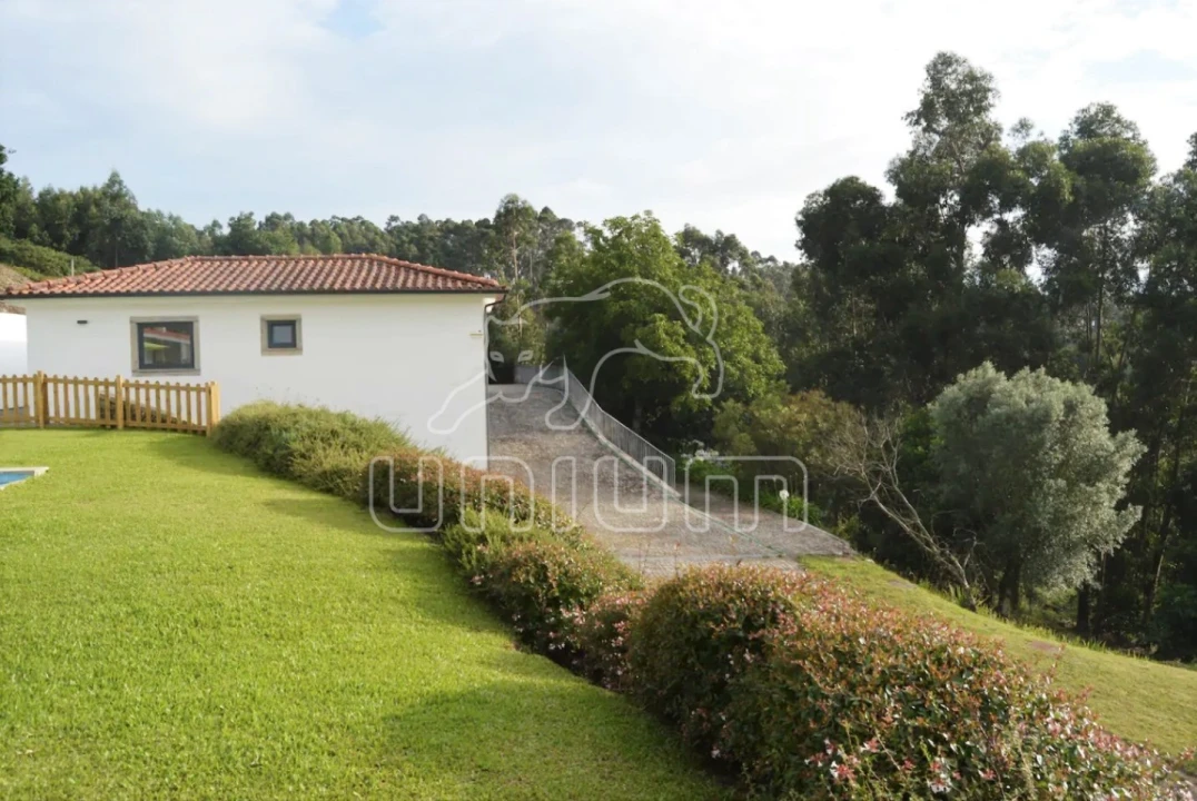 Quinta T4 para Venda em Serdedelo Foto 15