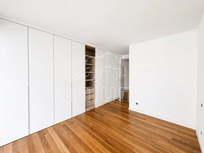 Apartamento T3 para Venda em Santa Maria Maior e Monserrate e Meadela Foto 2